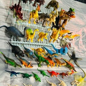 Colorful Dinosaur Action Figure Set